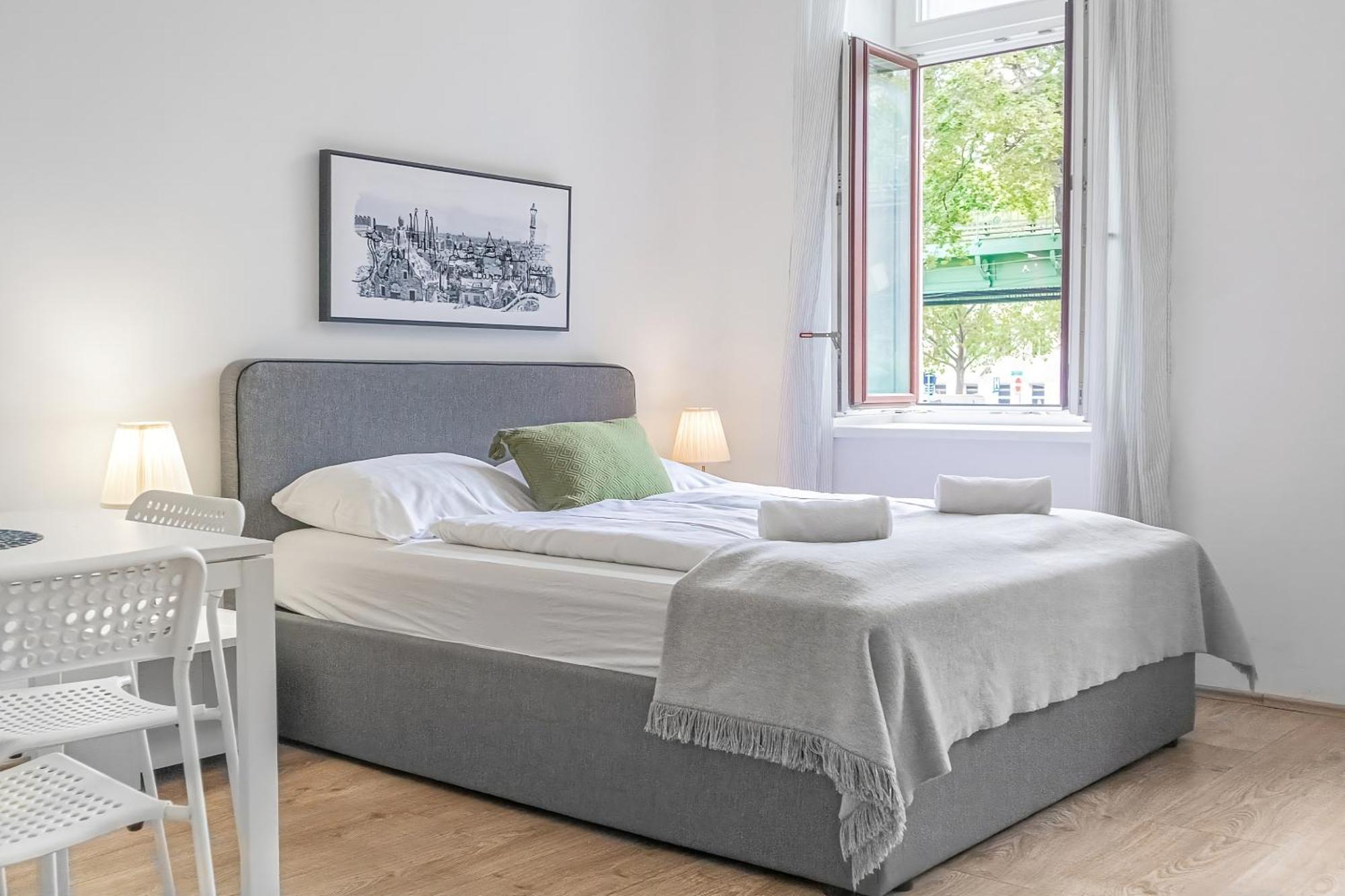 Apartamento Attractive 2 Bedroom Apt. Near Akh Ideal For