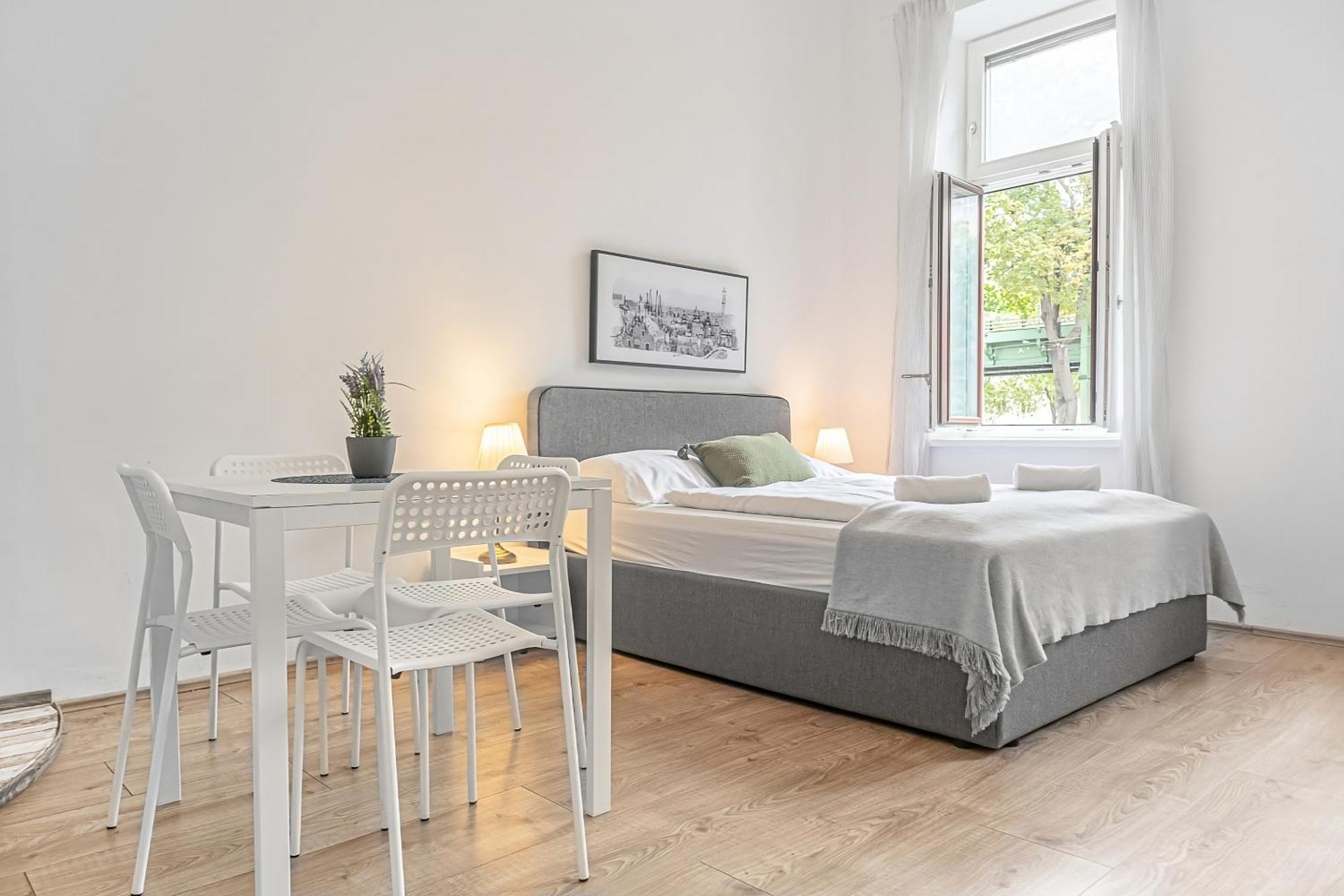 Apartamento Attractive 2 Bedroom Apt. Near Akh Ideal For