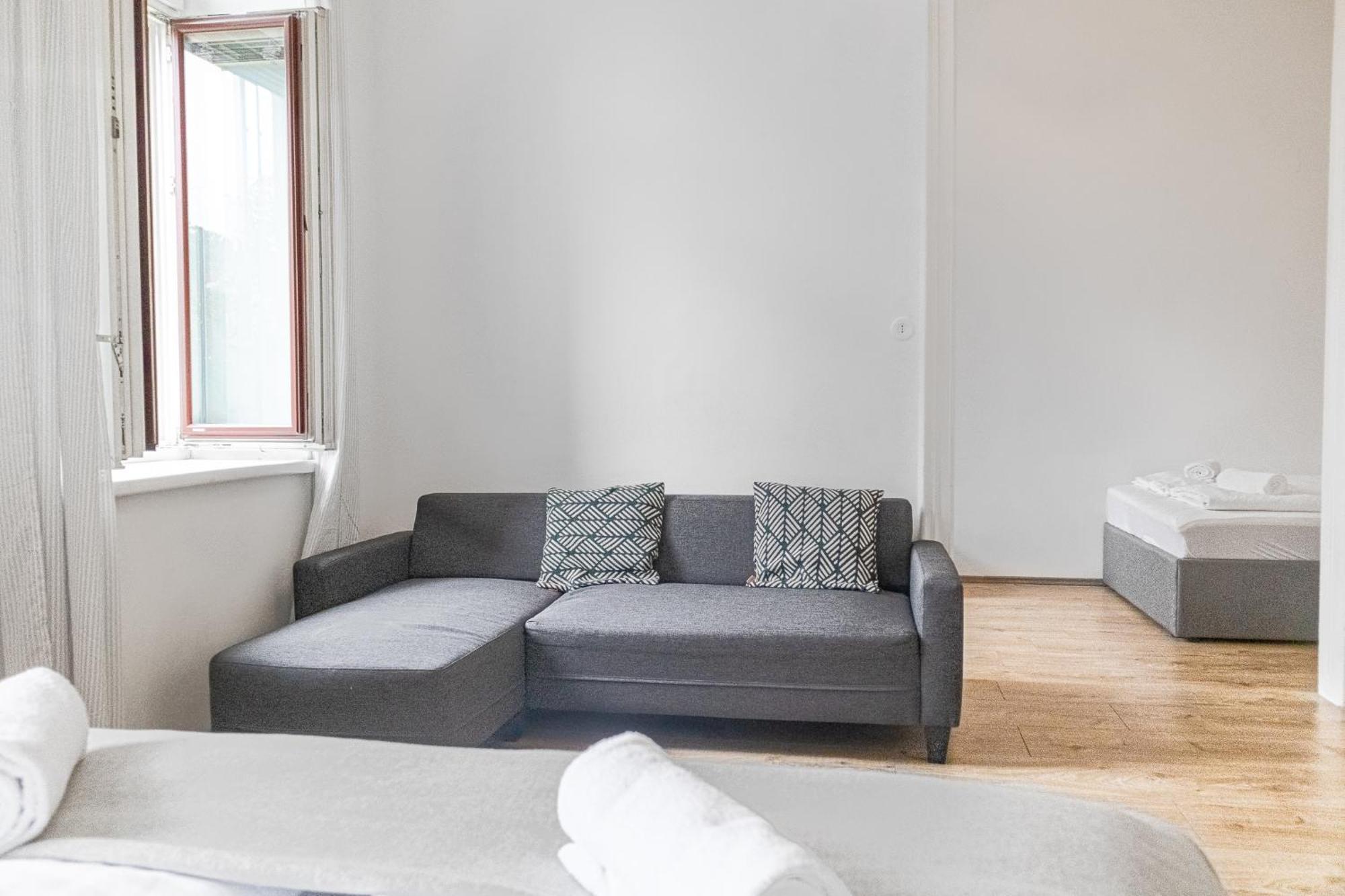 Apartamento Attractive 2 Bedroom Apt. Near Akh Ideal For